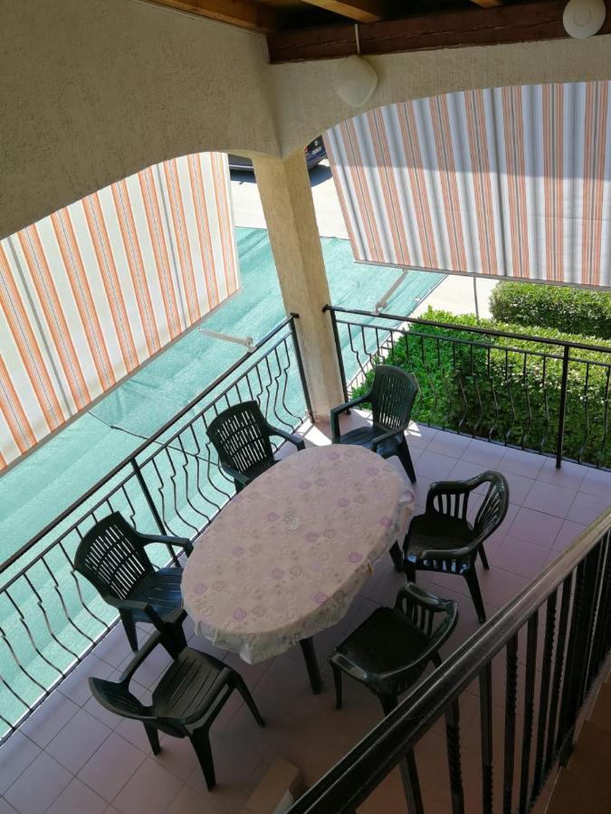 Apartments Ljubica Biograd Na Moru Exteriör bild
