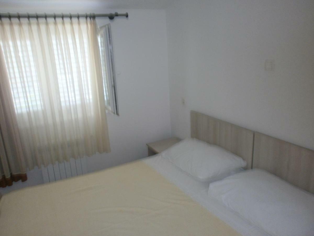 Apartments Ljubica Biograd Na Moru Exteriör bild