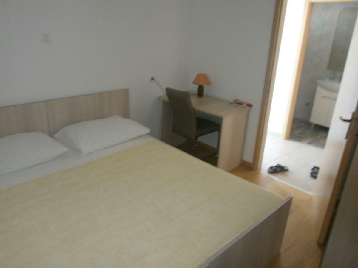 Apartments Ljubica Biograd Na Moru Exteriör bild